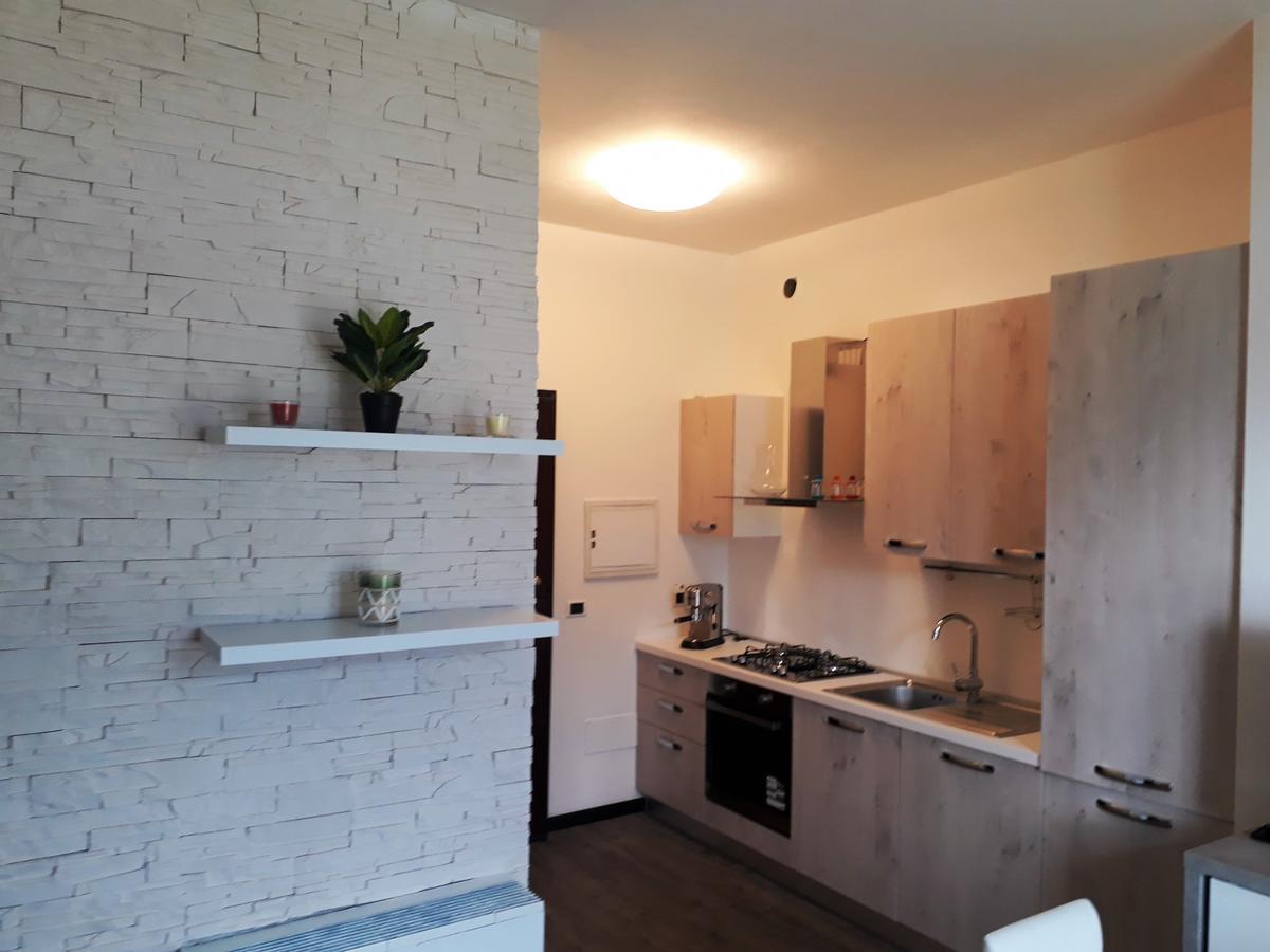 Campione Giulia Exclusive Lakefront Apartment By Gardadomusmea Кампіоне-дель-Ґарда Екстер'єр фото